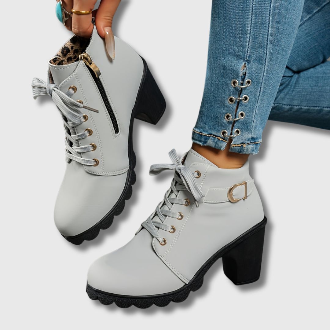 Elena – Bequeme Stiefeletten mit Absatz
